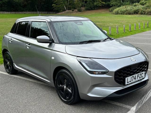 Suzuki Swift 1.2 MHEV Motion Hatchback 5dr Petrol Hybrid Manual Euro 6 (s/s) (82 ps) Hatchback Hybrid Silver