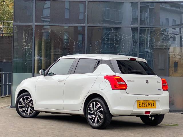 2022 Suzuki Swift 1.2 Dualjet 83 12V Hybrid SZ5 5dr Auto