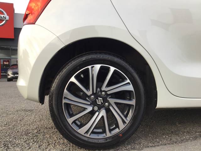 2024 Suzuki Swift 1.2 Hatchback SZ-L