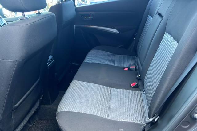 2025 Suzuki S-Cross 1.5h Motion Suv 5dr Petrol Hybrid Ags Euro 6 (s/s) (115 Ps)