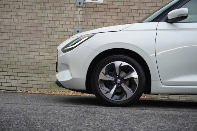 2020 Suzuki Swift 1.2 Dualjet 83 12V Hybrid SZ5