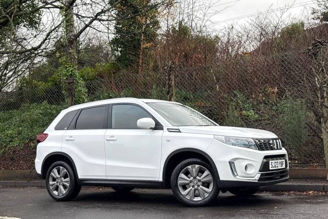 Suzuki Vitara 1.4 Boosterjet 48V Hybrid SZ-T 5dr Hatchback Petrol WHITE