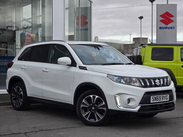 Suzuki Vitara 1.4 Boosterjet SZ5 ALLGRIP 5dr Hatchback Petrol White
