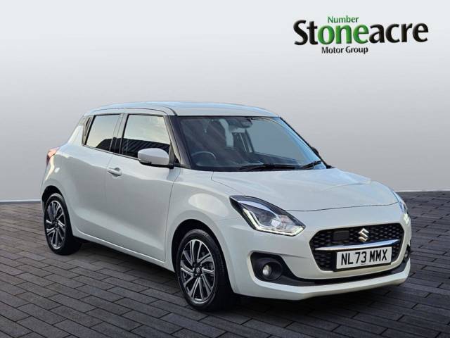 Suzuki Swift 1.2 Dualjet 83 12V Hybrid SZ5 5dr Auto Hatchback Hybrid White