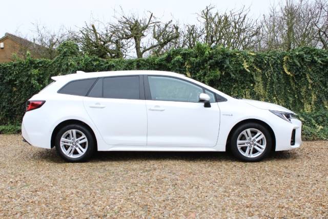 2022 Suzuki Swace 1.8h Sz5 Estate 5dr Petrol Hybrid CVT Euro 6 (s/s) (122 Ps)