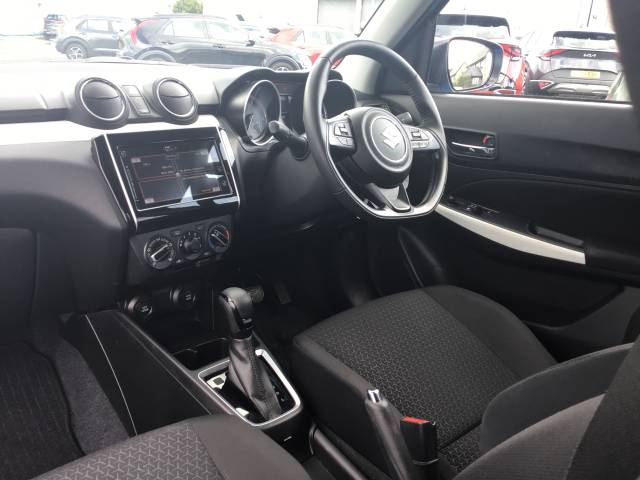 2024 Suzuki Swift 1.2 Hatchback SZ-T