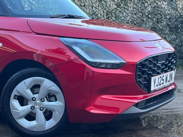 2025 Suzuki Swift 1.2 Hatchback Motion