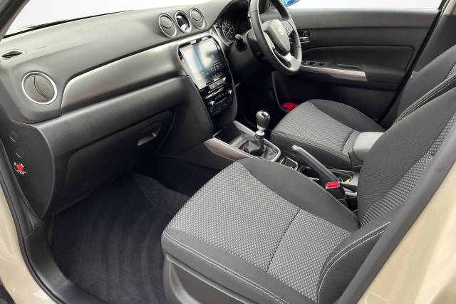 2025 Suzuki Vitara 1.4 Estate Motion