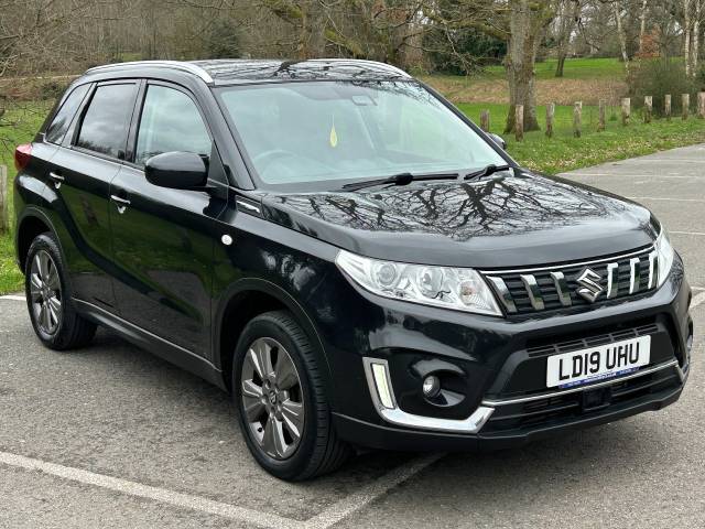 Suzuki Vitara 1.0 Boosterjet SZ-T SUV 5dr Petrol Manual ALLGRIP Euro 6 (s/s) (111 ps) Sports Utility Vehicle Petrol Black
