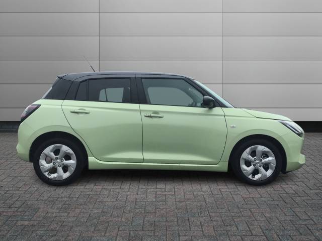2025 Suzuki Swift 1.2 Hatchback Motion
