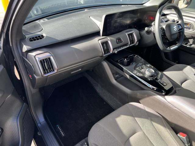 2025 Suzuki E-vitara Estate Motion