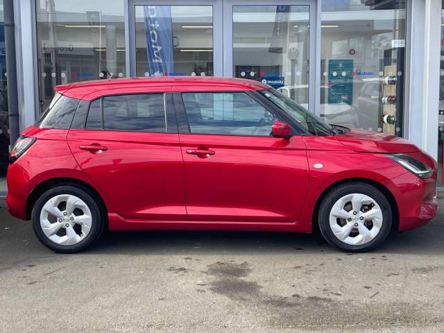2024 Suzuki Swift 1.2 Hatchback Motion