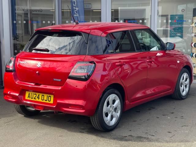2024 Suzuki Swift 1.2 Hatchback Motion