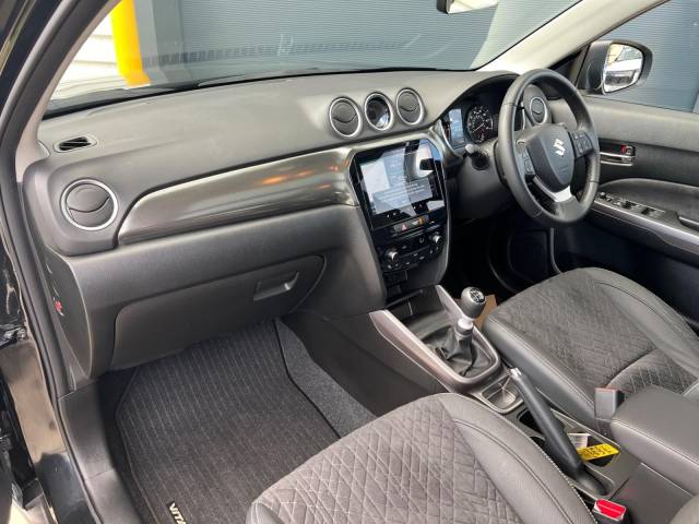 2025 Suzuki Vitara 1.4 Estate Ultra