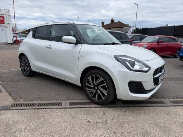 Suzuki Swift 1.2 Dualjet MHEV SZ-L Hatchback 5dr Petrol Hybrid Manual Euro 6 (s/s) (83 ps) Hatchback Petrol Hybrid White