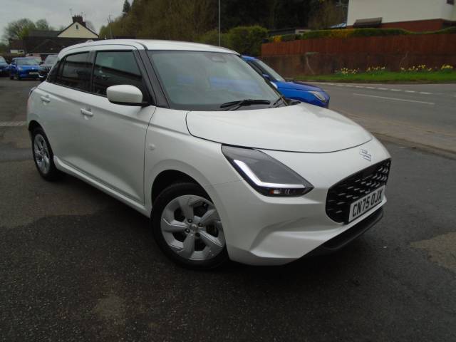 Suzuki Swift 1.2 Mild Hybrid Motion 5dr CVT Hatchback Petrol WHITE