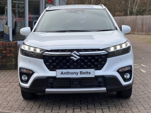 2025 Suzuki S-Cross 1.5 Hatchback Motion