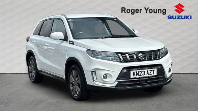 Suzuki Vitara 1.4 Boosterjet MHEV SZ-T SUV Hybrid White