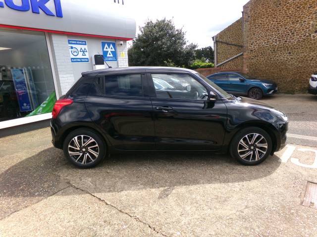 2022 Suzuki Swift 1.2 Dualjet 83 12V Hybrid SZ5 5dr