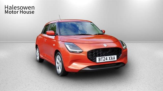 Suzuki Swift 1.2 MHEV Motion Hatchback 5dr Petrol Hybrid Manual Euro 6 (s/s) (82 ps) Hatchback Hybrid Orange
