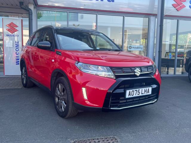 Suzuki Vitara 1.4 Estate Motion Estate Petrol A9H - Bright Red / Black Roof