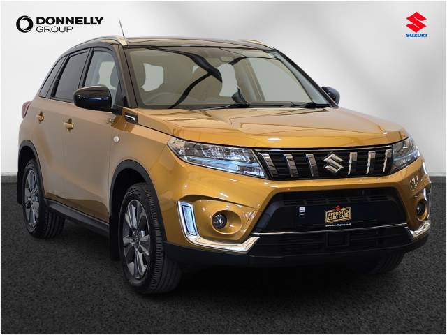 Suzuki Vitara 1.4 Estate SZ-T Estate Petrol Two tone metallic - Solar yellow pearl/Cosmic blac