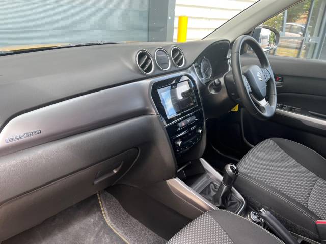 2019 Suzuki Vitara 1.0 Estate SZ-T ALLGRIP