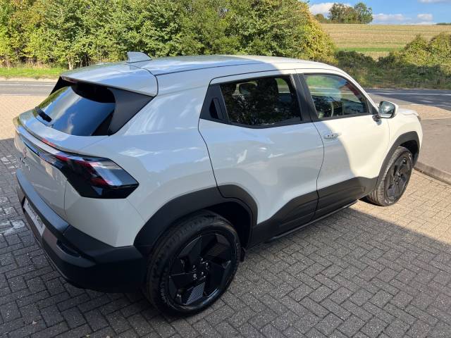 2025 Suzuki E-vitara Estate Motion