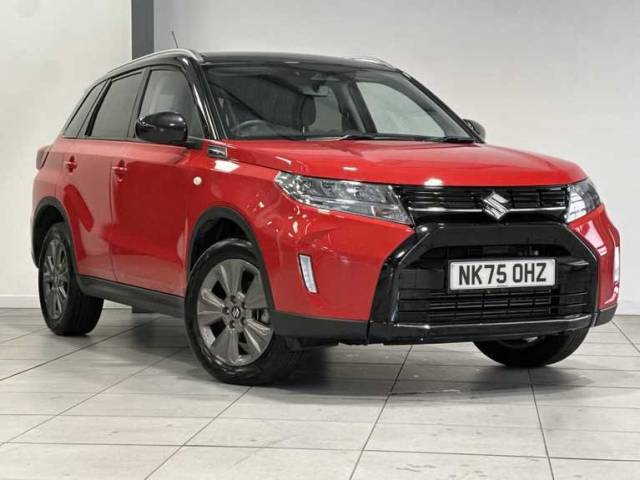 Suzuki Vitara 1.4 Boosterjet Hybrid Motion MT Hatchback Hybrid Bright Red / Cosmic Black
