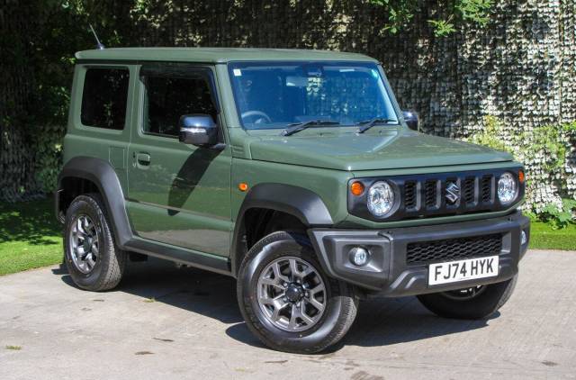 Suzuki Jimny Sierra  1.5 Automatic | Heated Seats | Cruise Control | Climate Control | Reverse Camera | Wireless CarPlay/Android Auto MPV Petrol GREEN