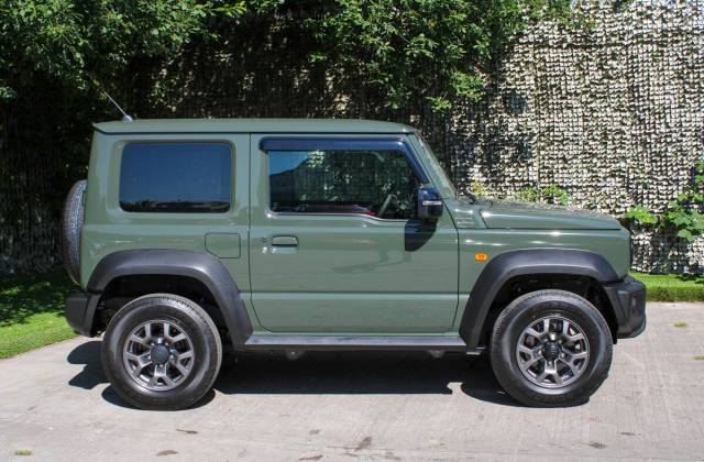 2025 Suzuki Jimny Sierra  1.5 Automatic | Heated Seats | Cruise Control | Climate Control | Reverse Camera | Wireless CarPlay/Android Auto