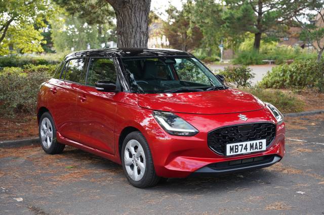 Suzuki Swift 1.2 Mild Hybrid Ultra Hatchback Petrol Metallic - Burning red pearl/Black Roof