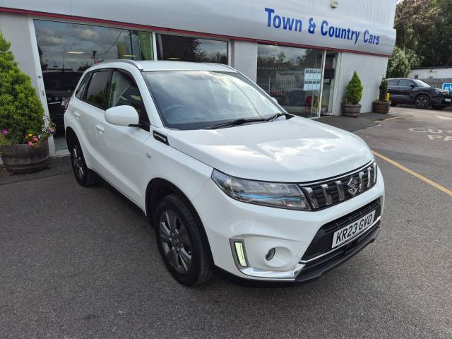 Suzuki Vitara 1.4 Boosterjet MHEV SZ-T SUV 5dr Petrol Hybrid Manual Euro 6 (s/s) (129 ps) Sports Utility Vehicle Hybrid White