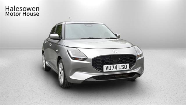 Suzuki Swift 1.2 MHEV Motion Hatchback 5dr Petrol Hybrid Manual Euro 6 (s/s) (82 ps) Hatchback Hybrid Silver