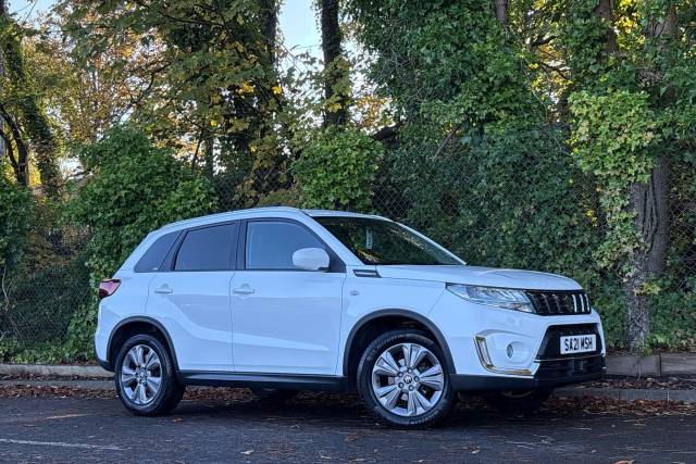 Suzuki Vitara 1.4 Boosterjet MHEV SZ-T SUV 5dr Petrol Hybrid Manual ALLGRIP Euro 6 (s/s) (129 ps) SUV Hybrid White